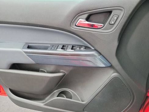 Used 2020 Chevrolet Colorado Z71 image 29