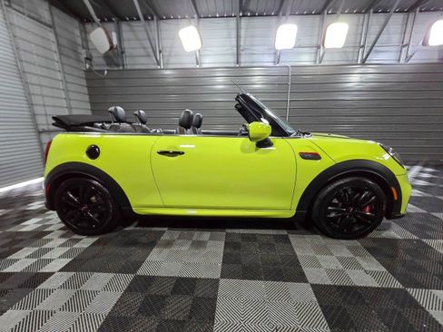 Used 2022 MINI Cooper John Cooper Works w/ Driver Assistance Package FWD image 9
