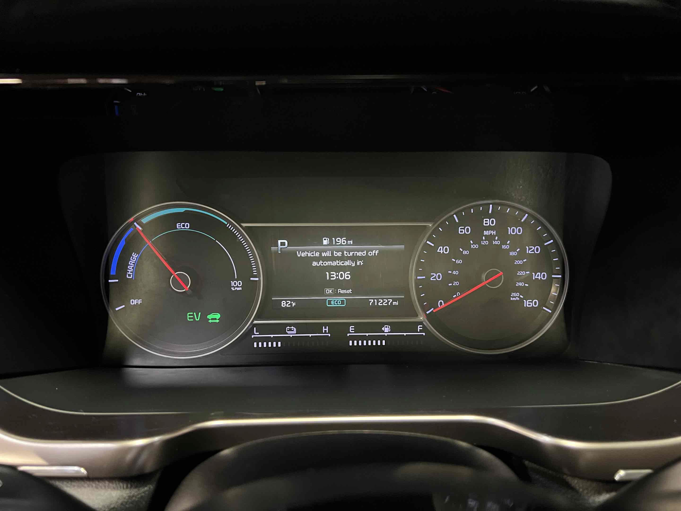 Used 2022 Kia Sorento S FWD image 9