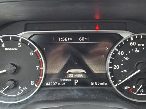 Used 2021 Nissan Rogue SV w/ Premium Package image 10