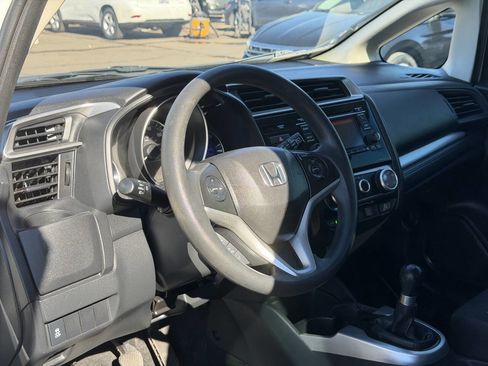 Used 2019 Honda Fit LX image 20