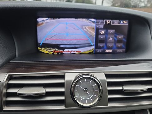 Used 2013 Lexus LS 460 image 26