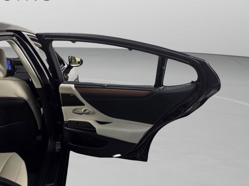 New 2025 Lexus ES 350 Ultra Luxury image 26