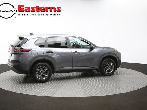 Used 2023 Nissan Rogue S image 44