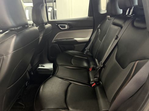 Used 2023 Jeep Compass Limited AWD/4WD image 25