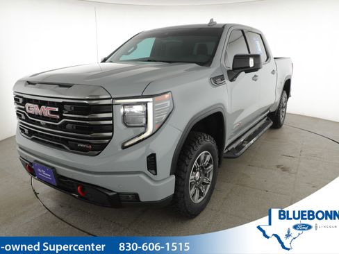 Used 2024 GMC Sierra 1500 AT4 w/ AT4 Preferred Package AWD/4WD image 1