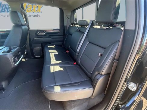 Used 2024 GMC Sierra 2500 Denali w/ Denali Reserve Package AWD/4WD image 26