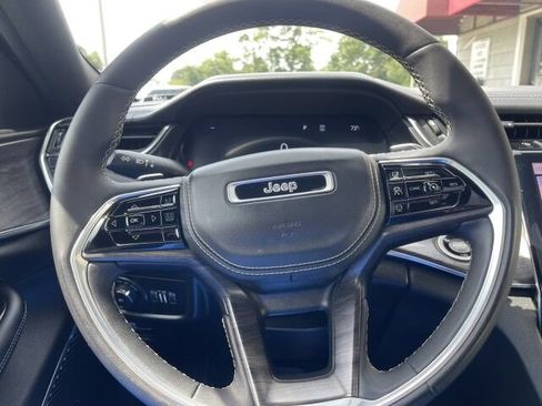 Used 2023 Jeep Grand Cherokee L Overland AWD/4WD image 23