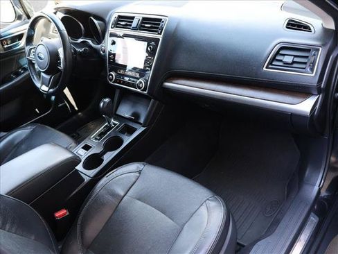 Used 2018 Subaru Outback 2.5i Limited AWD/4WD image 30