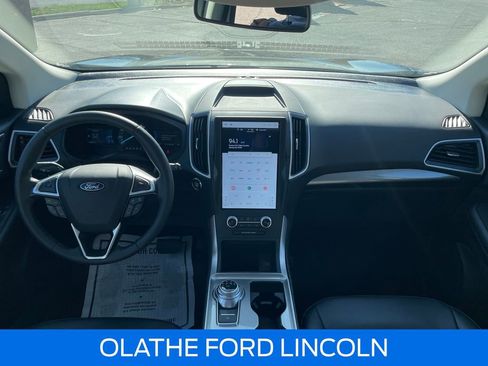 Used 2024 Ford Edge SEL w/ Convenience Package image 15