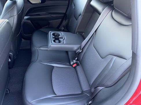 New 2026 Jeep Compass Latitude AWD/4WD image 33