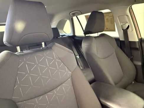 Used 2020 Toyota RAV4 XLE FWD image 51