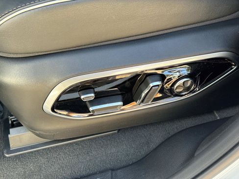 New 2025 Jeep Grand Cherokee L Summit w/ Advanced Protech Group IV image 19