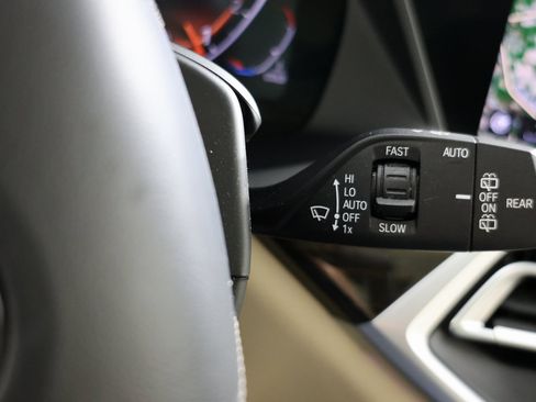 Used 2019 BMW X7 xDrive50i w/ Premium Package image 28