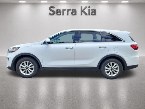 Used 2019 Kia Sorento FWD image 2