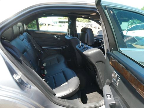 Used 2015 Mercedes-Benz E 350 4MATIC Sedan image 28