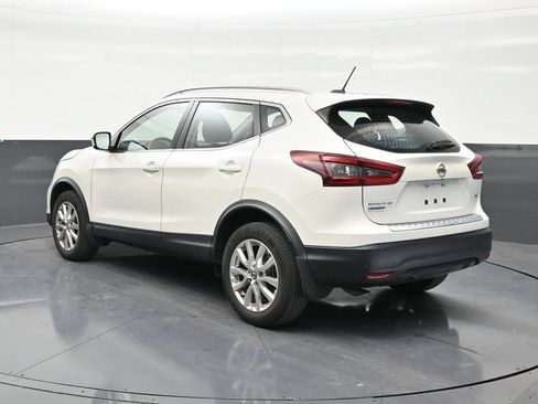 Used 2021 Nissan Rogue Sport SV FWD image 3