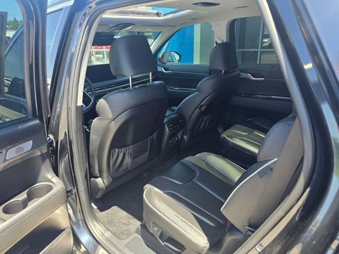 Used 2023 Hyundai Palisade Limited FWD image 27