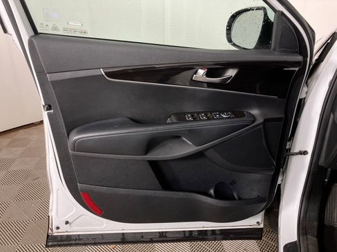 Used 2019 Kia Sorento LX w/ Option Group 020 image 22