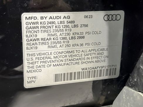 Used 2023 Audi Q5 2.0T Premium w/ Convenience Package AWD/4WD image 27