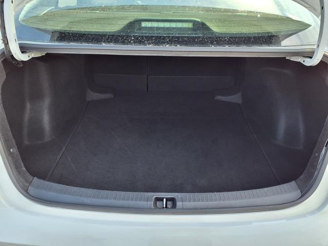 Used 2024 Toyota Corolla LE FWD image 44