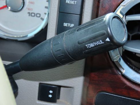 Used 2009 Ford F250 4x4 Crew Cab Super Duty image 31