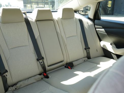 Used 2024 Honda Accord EX image 23