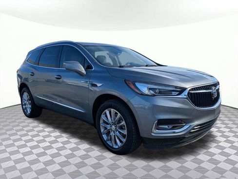Used 2020 Buick Enclave Essence w/ Sound and Sites Package FWD image 1