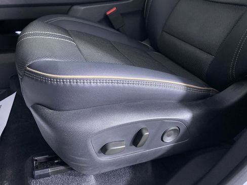 New 2026 Chevrolet Traverse High Country w/ LPO, Floor Liner Package AWD/4WD image 10