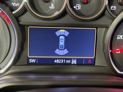 Used 2021 Chevrolet Silverado 1500 LTZ AWD/4WD image 31