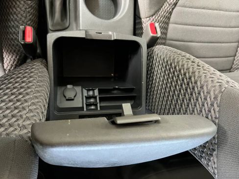 Used 2019 Nissan Frontier SV RWD image 19