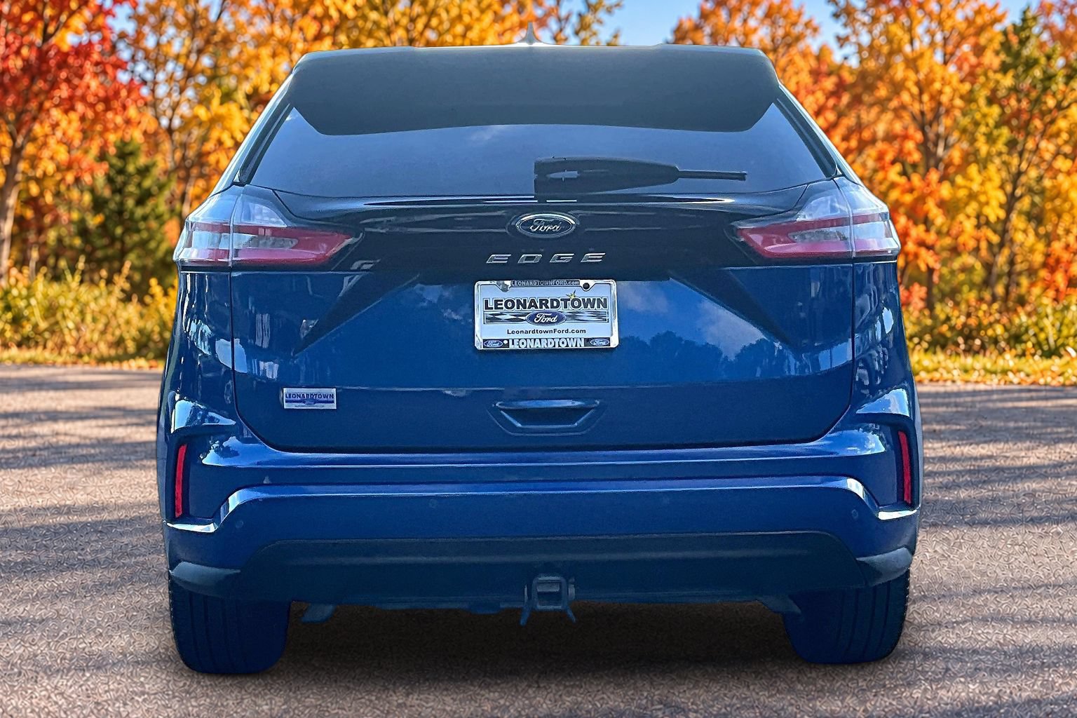 Used 2024 Ford Edge ST-Line w/ Class II Trailer Tow Package AWD/4WD image 5