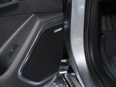 Used 2026 Chevrolet Traverse High Country w/ LPO, Floor Liner Package AWD/4WD image 34