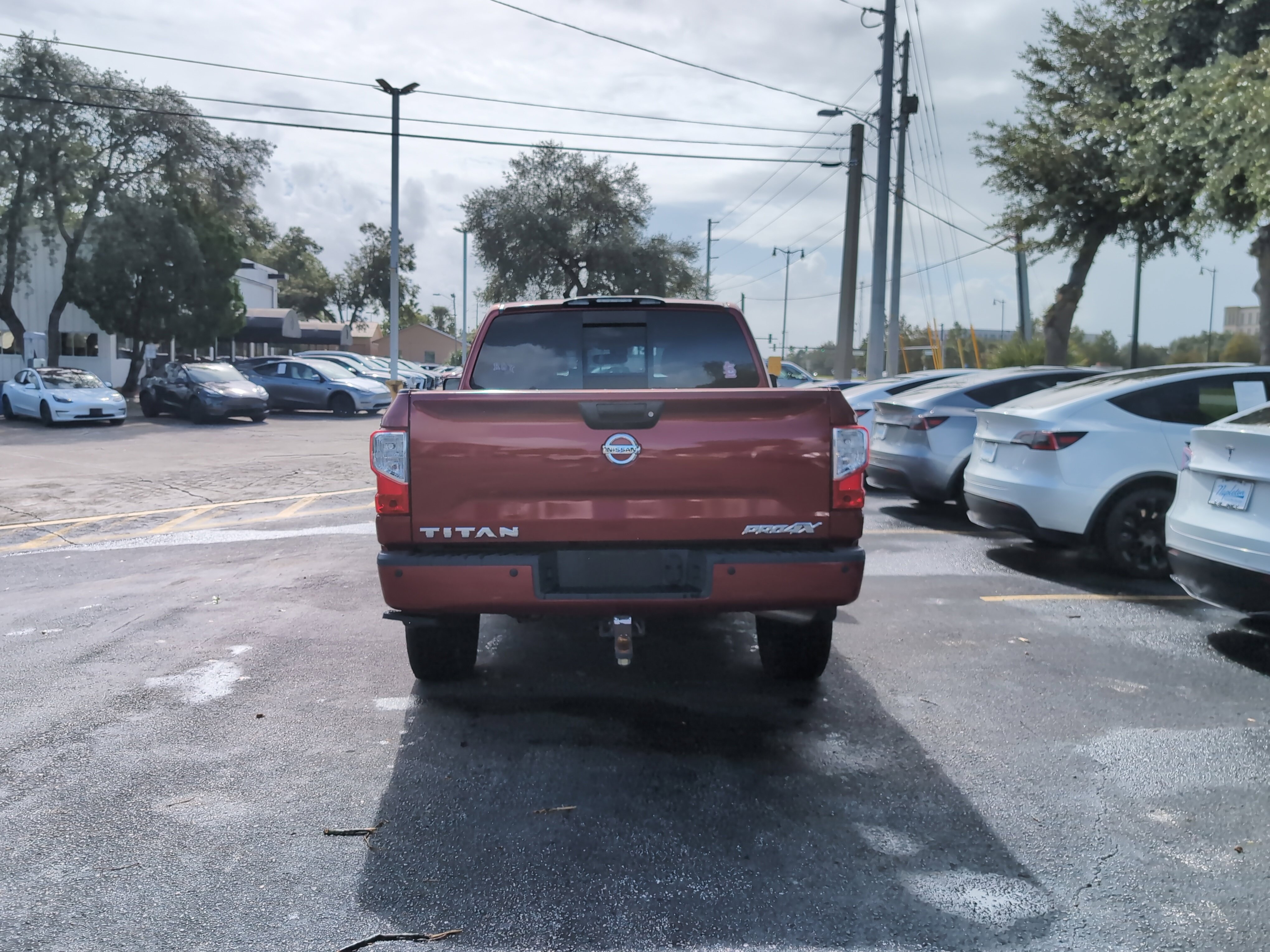 Used 2019 Nissan Titan PRO-4X w/ Pro-4x Convenience Package AWD/4WD image 6