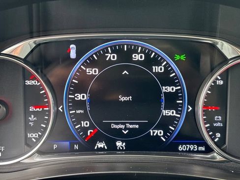 Used 2023 Chevrolet Traverse Premier w/ Redline Edition AWD/4WD image 9