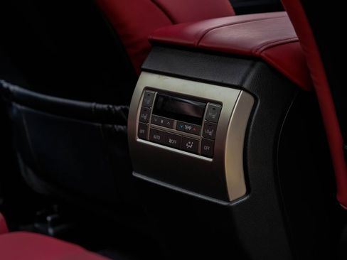 Used 2021 Lexus GX 460 Premium w/ Premium Plus Package image 37