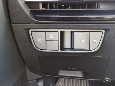 New 2025 Kia EV6 Light image 17