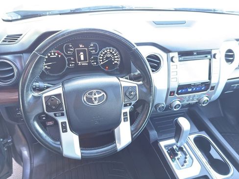 Used 2018 Toyota Tundra Limited image 17