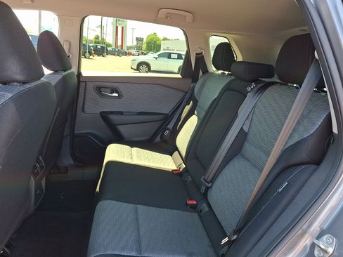Certified 2023 Nissan Rogue SV AWD/4WD image 12