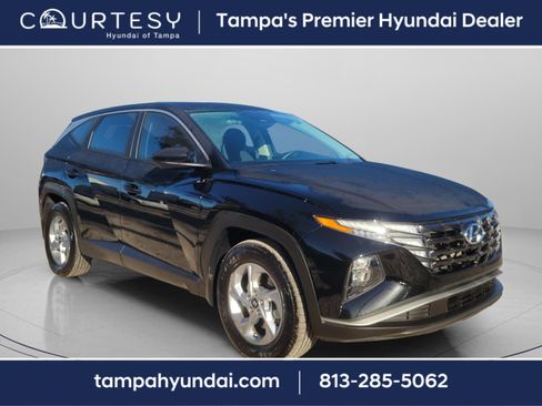 Certified 2023 Hyundai Tucson SE image 4