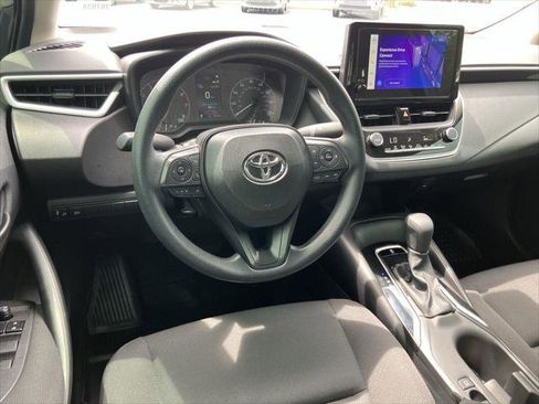 Certified 2025 Toyota Corolla LE FWD image 14