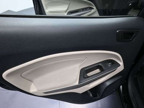 Used 2020 Ford EcoSport S image 22