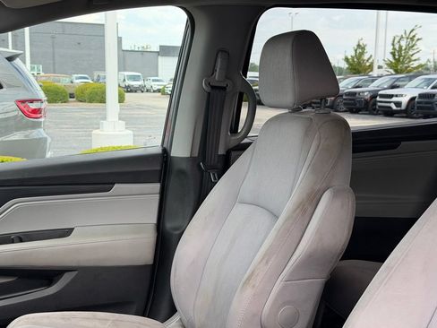 Used 2019 Honda Odyssey LX image 15