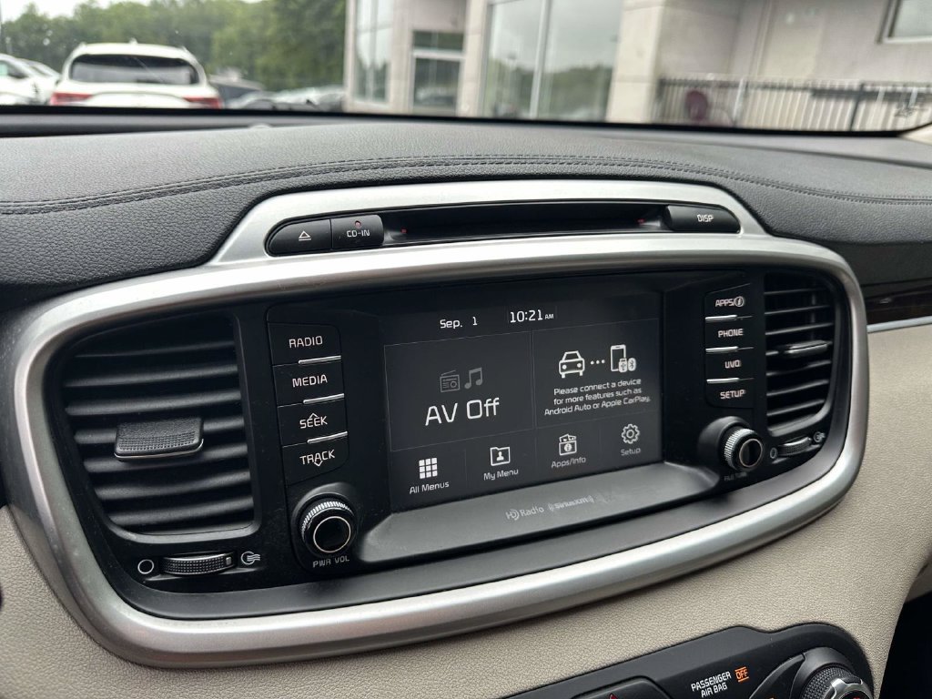 Used 2018 Kia Sorento AWD image 27