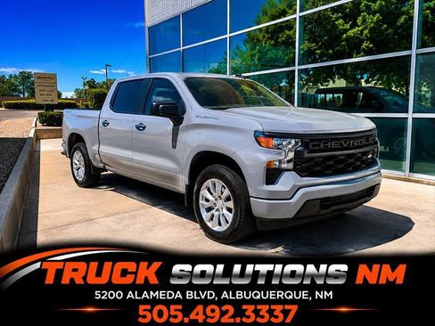 Used 2024 Chevrolet Silverado 1500 Custom AWD/4WD image 1