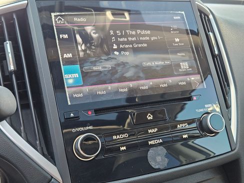 Used 2019 Subaru Crosstrek 2.0i Limited w/ Moonroof Package w/Navigation AWD/4WD image 23
