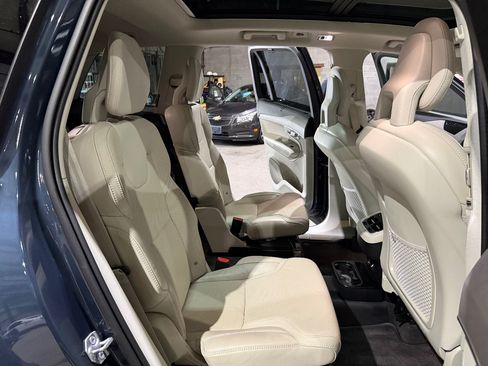 Used 2020 Volvo XC90 T6 Inscription AWD/4WD image 22