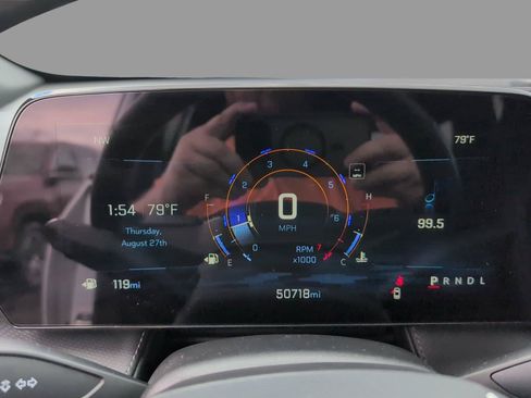 Used 2025 Chevrolet Equinox LT w/ Convenience Package II FWD image 24