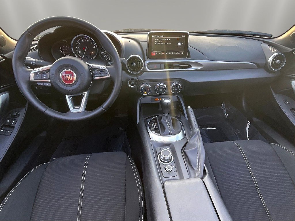 Used 2017 FIAT 124 Spider Classica RWD image 7