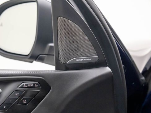 New 2026 BMW X7 xDrive40i w/ Premium Package image 14